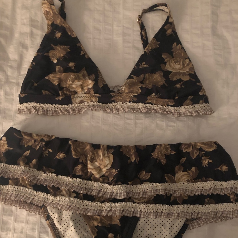 Betsey Johnson floral bikini.